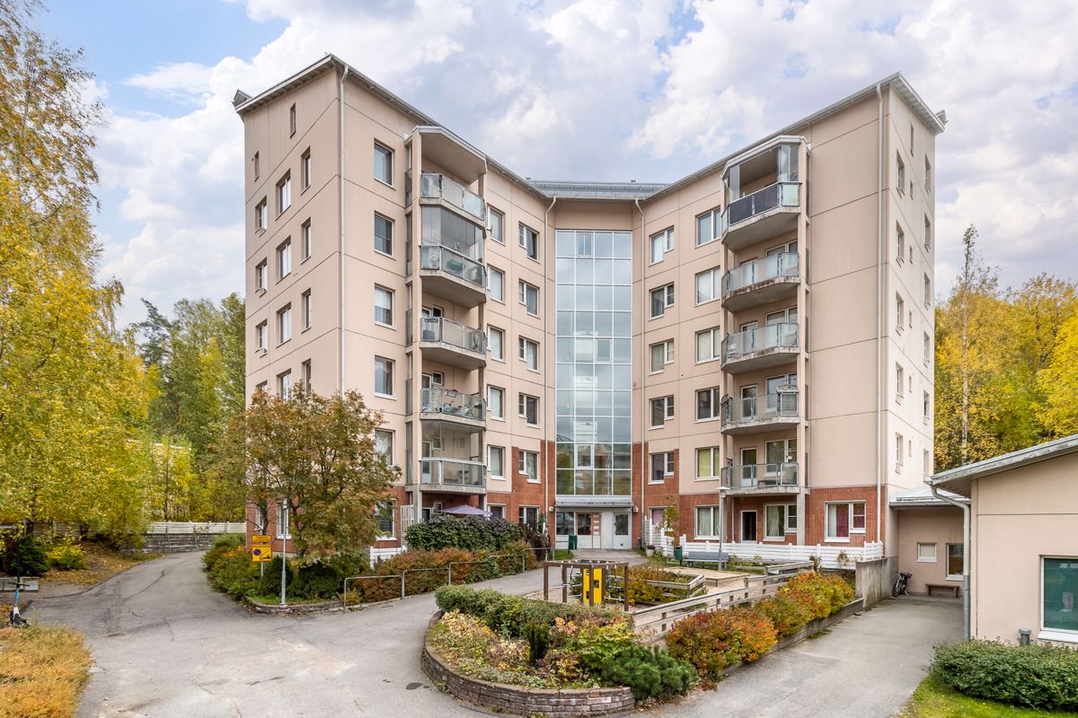 Kaksio, Vantaa, Pähkinärinne