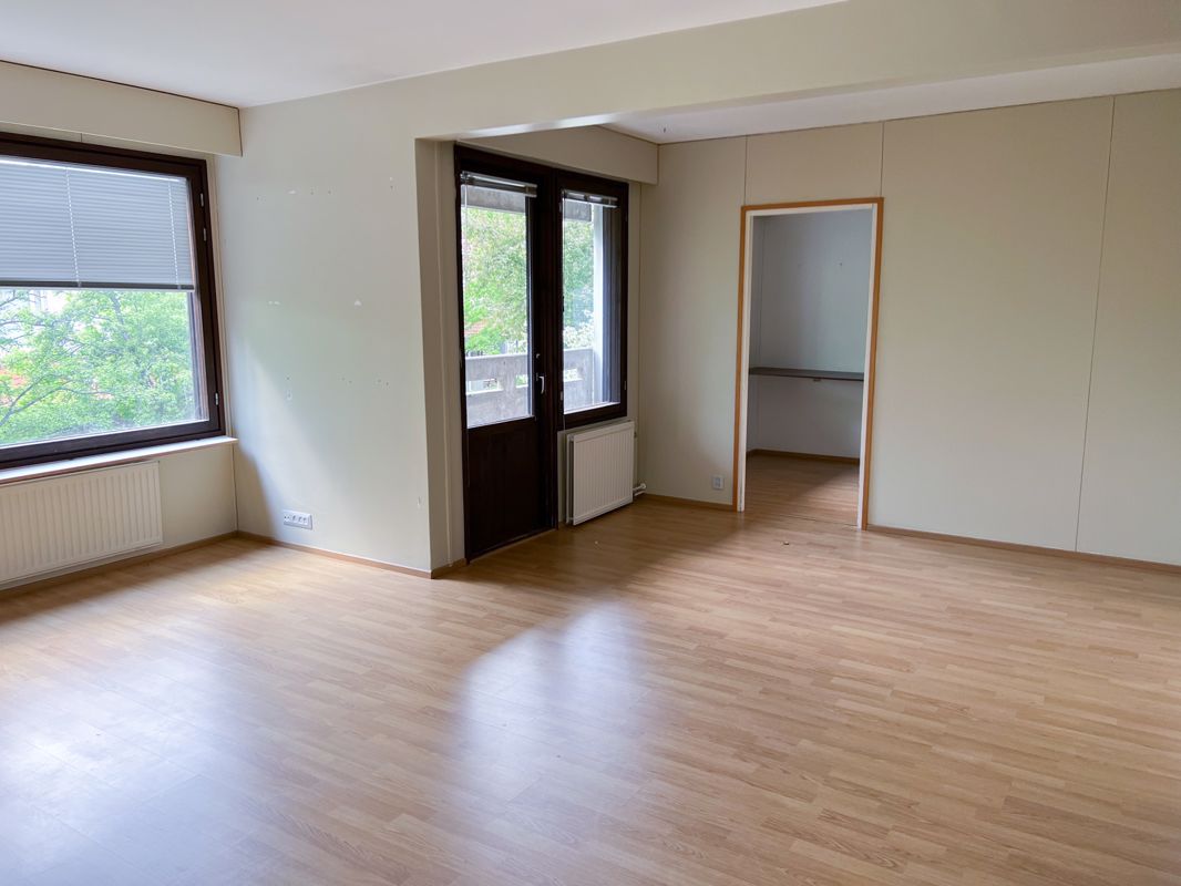 3 bedrooms, Kauniainen, Keskusta