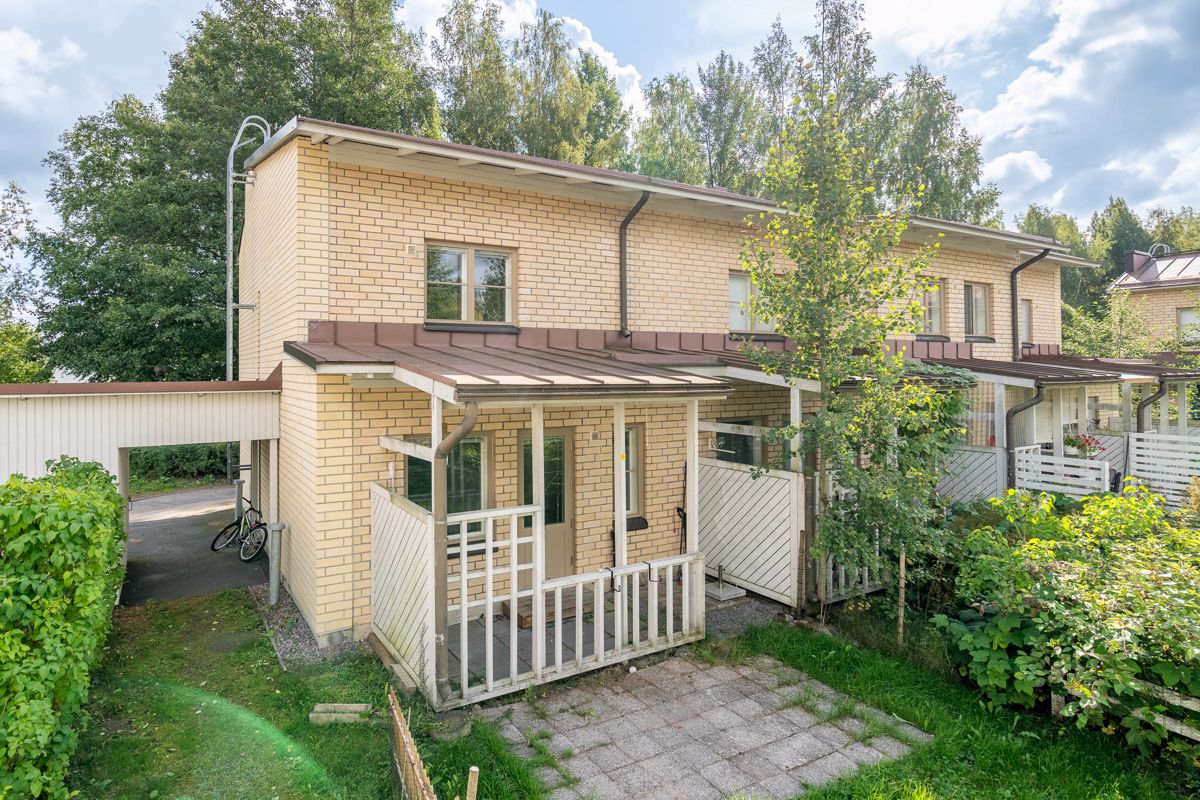 2 bedrooms, Helsinki, Mellunkylä